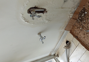 高台卫生间测漏水